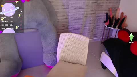 Snapshot of tinna__hottie chatting on 05-18-26, 11:49 Tinna Goddess online show from 05-18-26, 11:49