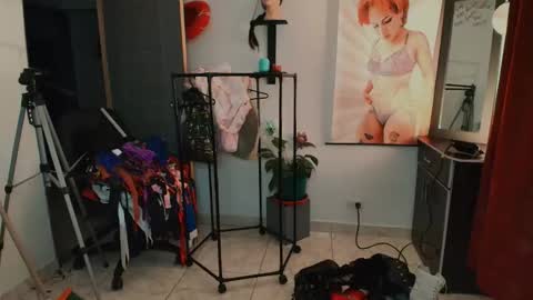 I AM BELLA  ----------- follow my  IG  TINNS 69 online show from 03-12-26, 02:50