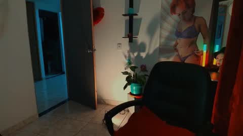 I AM BELLA  ----------- follow my  IG  TINNS 69 online show from 03-17-26, 01:32