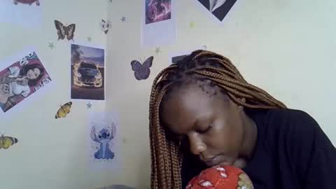 tinnie_e online show from 01-08-26, 09:33