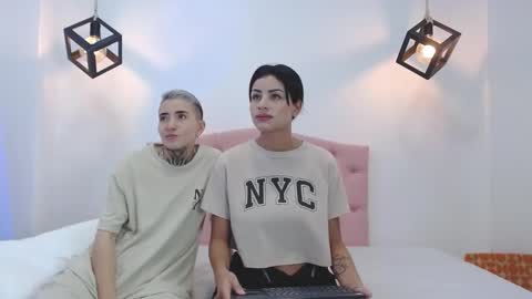 Snapshot of tinny_and_candy chatting on 03-12-25, 01:40 TINNY AND CANDY online show from 03-12-25, 01:40