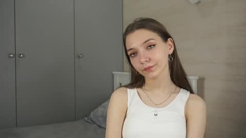 Sofia online show from 02-08-25, 12:17