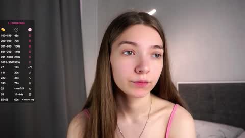 Sofia online show from 09-19-25, 04:58