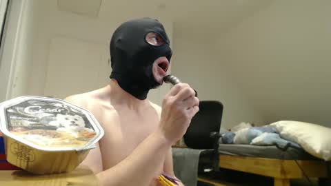 Luke online show from 01-11-25, 04:14