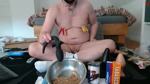 Luke online show from 04-17-26, 04:32