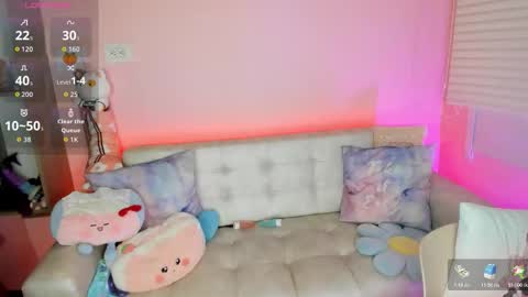 tiny_cora online show from 11-30-25, 04:33