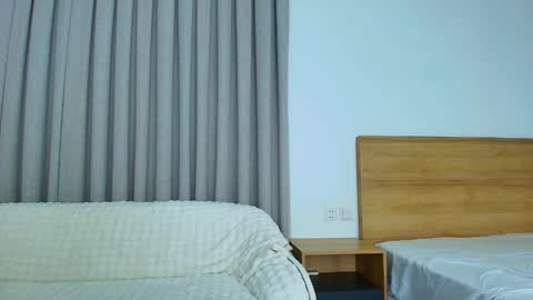 Snapshot of tiny_cute chatting on 02-09-25, 07:19 Lia online show from 02-09-25, 07:19