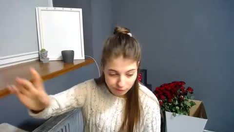 Gloria online show from 02-21-25, 08:29