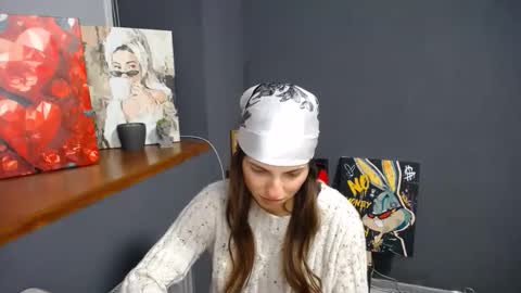 Gloria online show from 10-25-25, 06:32