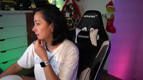 Ana Molly online show from 12-11-24, 01:58