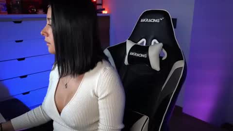 Ana Molly online show from 01-10-25, 10:36