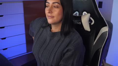 Ana Molly online show from 01-14-25, 10:02