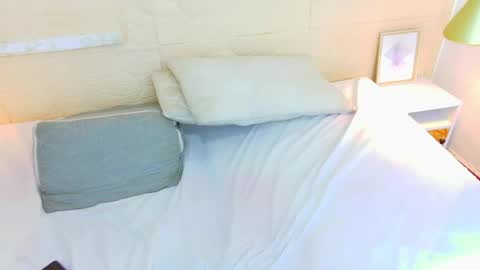 tiny_whore18 online show from 05-21-26, 04:36