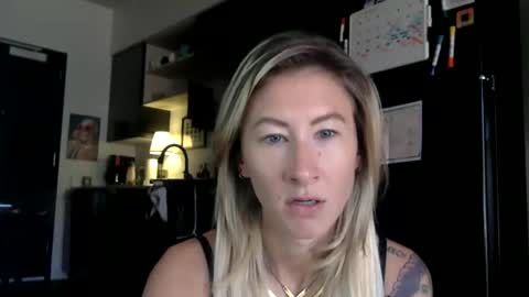 tinyandtatted420 online show from 10-26-25, 04:13