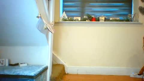 Snapshot of tinyasian911718 chatting on 12-29-24, 01:06 Tinyasian911718 sweetinyasian instagram online show from 12-29-24, 01:06