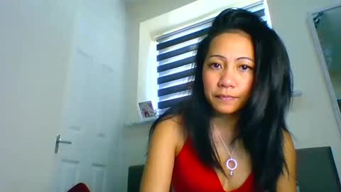 Snapshot of tinyasian911718 chatting on 01-03-25, 01:25 Tinyasian911718 sweetinyasian instagram online show from 01-03-25, 01:25