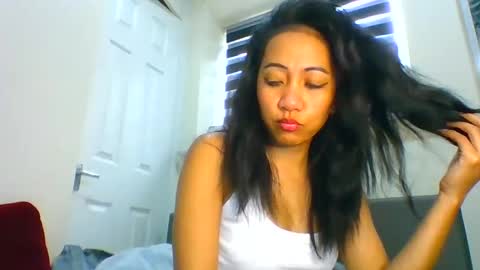 Snapshot of tinyasian911718 chatting on 01-07-25, 12:20 Tinyasian911718 sweetinyasian instagram online show from 01-07-25, 12:20