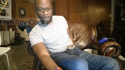 tinycock_1979 online show from 06-19-26, 09:57