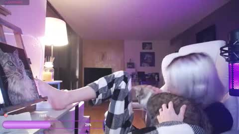 Snapshot of tinykylie chatting on 03-26-26, 06:52 stage Kylie Sinner brand CLITBAIT online show from 03-26-26, 06:52