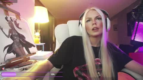 Snapshot of tinykylie chatting on 04-05-26, 05:59 stage Kylie Sinner brand CLITBAIT online show from 04-05-26, 05:59