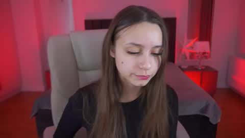 tinynataliee online show from 02-08-26, 08:45