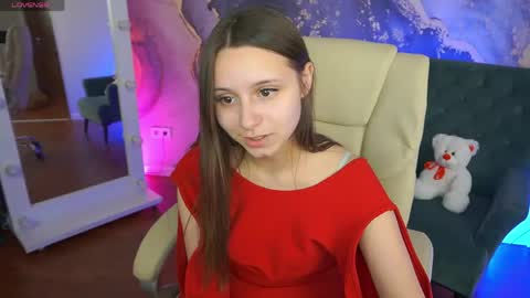 Snapshot of tinynataliee chatting on 04-23-26, 01:24 tinynataliee online show from 04-23-26, 01:24
