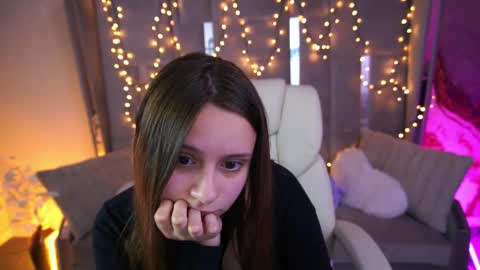 Snapshot of tinynataliee chatting on 05-14-26, 08:59 tinynataliee online show from 05-14-26, 08:59