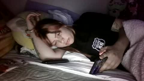 Snapshot of tinytittiexx chatting on 06-14-26, 02:24 tinytittiexx online show from 06-14-26, 02:24