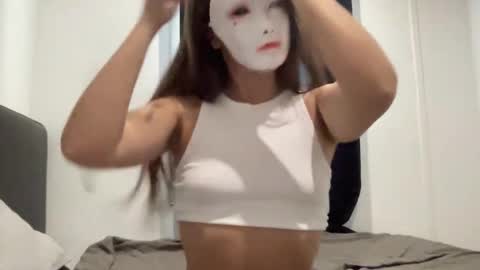 Snapshot of tipsytinkerbell chatting on 10-08-25, 09:40 Tinks online show from 10-08-25, 09:40