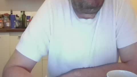 Snapshot of tiptosuckme chatting on 06-16-26, 05:43 Tip online show from 06-16-26, 05:43