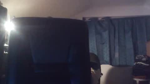 tiqueb40 online show from 04-17-26, 03:20