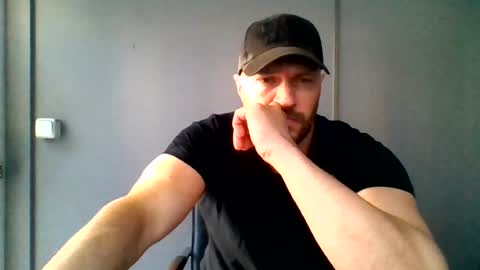Snapshot of titan_heart chatting on 06-28-26, 05:02 titan_heart online show from 06-28-26, 05:02