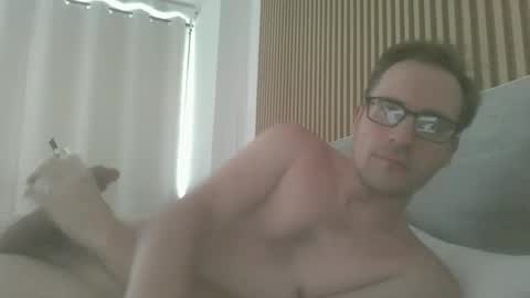 titlovercums online show from 04-25-26, 12:02
