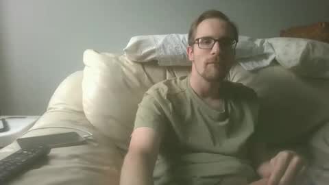 Snapshot of titlovercums chatting on 05-16-26, 04:28 titlovercums online show from 05-16-26, 04:28
