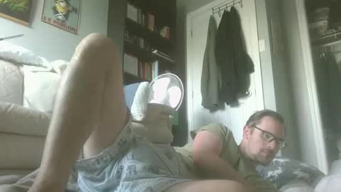 Snapshot of titlovercums chatting on 05-17-26, 10:44 titlovercums online show from 05-17-26, 10:44