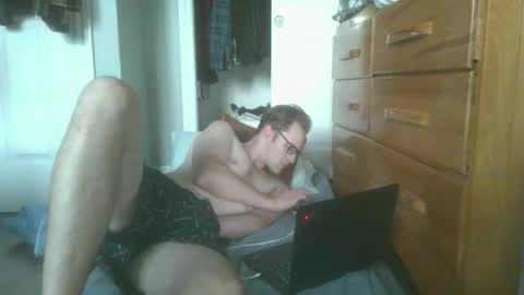 Snapshot of titlovercums chatting on 06-11-26, 10:13 titlovercums online show from 06-11-26, 10:13