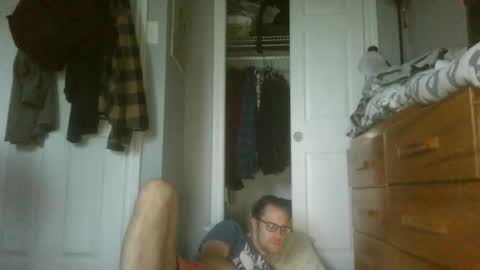 Snapshot of titlovercums chatting on 06-17-26, 10:06 titlovercums online show from 06-17-26, 10:06