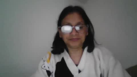 Snapshot of titssmall123 chatting on 11-28-25, 01:58 Ester online show from 11-28-25, 01:58