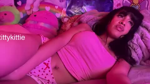 HOTTIE4U online show from 01-15-26, 02:38