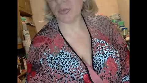 tittylina online show from 10-07-25, 04:42