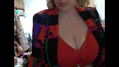 tittylina online show from 11-08-25, 07:12