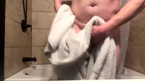 Snapshot of tittyzandbeer chatting on 02-05-25, 11:39 tittyzandbeer online show from 02-05-25, 11:39