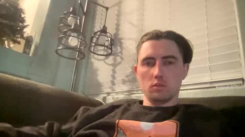 tlayne410 online show from 11-14-25, 07:40