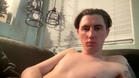 tlayne410 online show from 11-15-25, 09:39