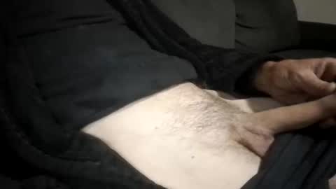 Snapshot of tlcdad chatting on 11-28-25, 07:49 tlcdad online show from 11-28-25, 07:49