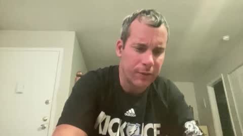 tleigh24 online show from 12-14-25, 01:55