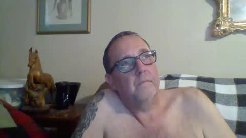 Vols online show from 10-14-25, 10:43