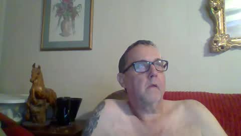 Vols online show from 12-14-25, 01:55