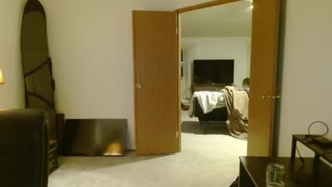 Snapshot of tobyson707 chatting on 11-01-25, 04:14 tobyson707 online show from 11-01-25, 04:14