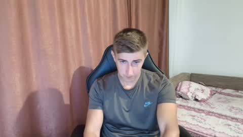 todhorny987 online show from 02-19-25, 06:33